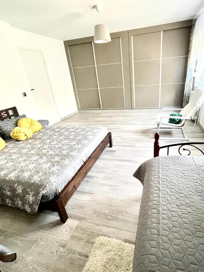 U Gosi Zator Villa ภายนอก รูปภาพ